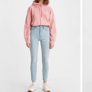 Levi’s Wedgie Skinny